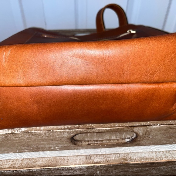 Portland Leather Goods Honey backpack Tote - Picture 5 of 11